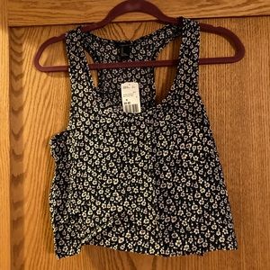NEW Floral patterned cropped tank top- size Medium